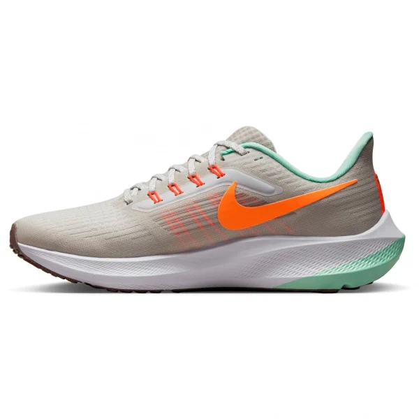 Retour Facile et Gratuit Nike – Women’s Air Zoom Pegasus 39 Premium – Chaussures De Running 3